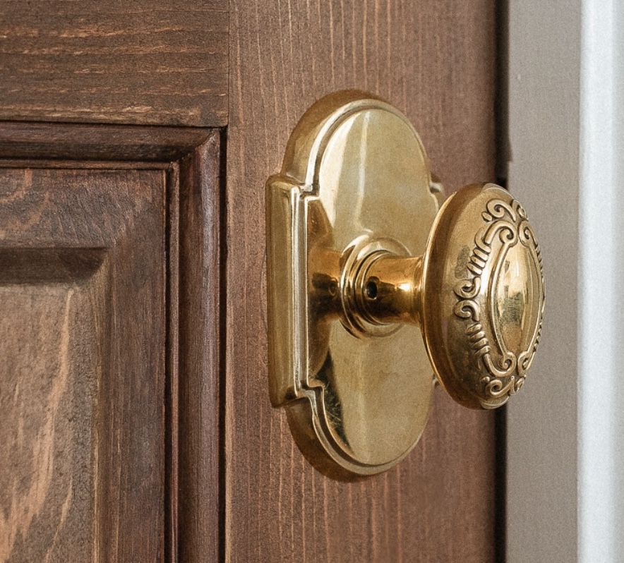 Emtek Victoria Knob